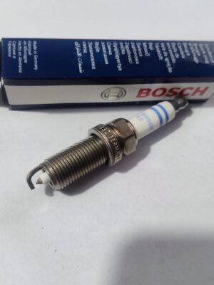 BUJIA BOSCH PUNTA DE PLATINO
